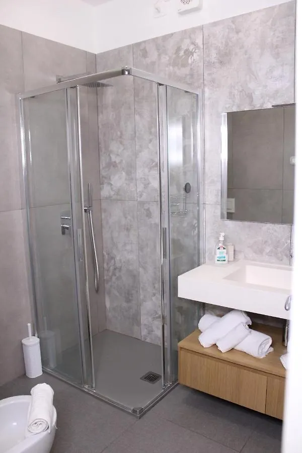 Cisano Holiday Apartment Bardolino 0*,  Italy